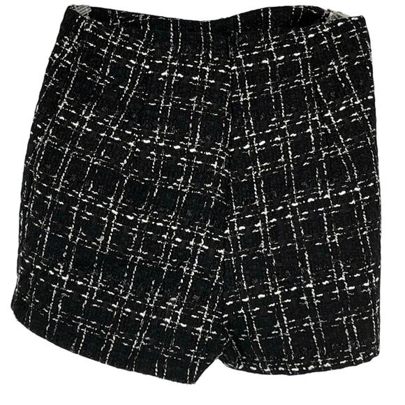 SHEIN Plaid Tweed Skort in Black/White Size Petite XS - Picture 3 of 6
